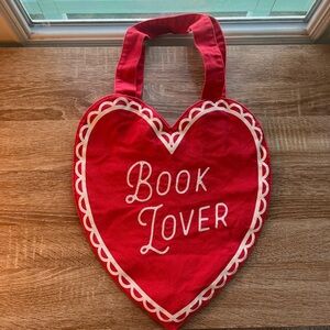 Barnes & Noble Red Heart 'Book Lover' Tote